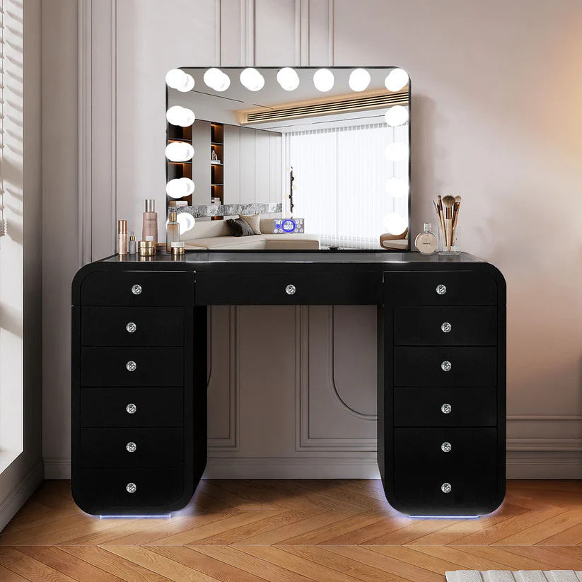 A-VM08 Emily (Black)