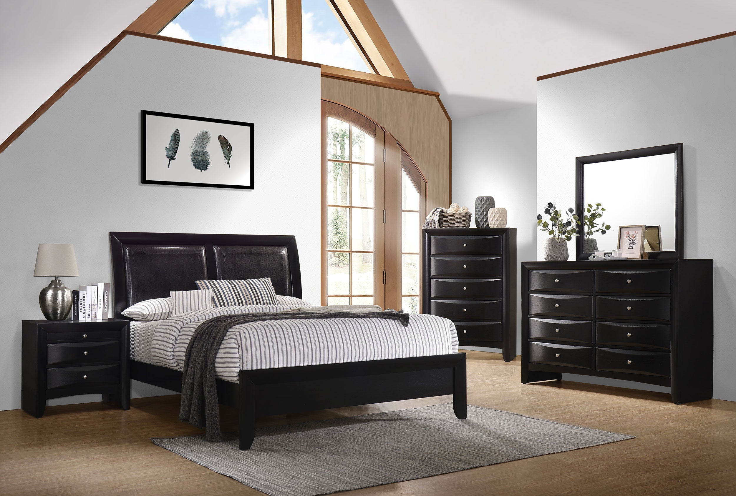 Briana California King Bedroom Set Black