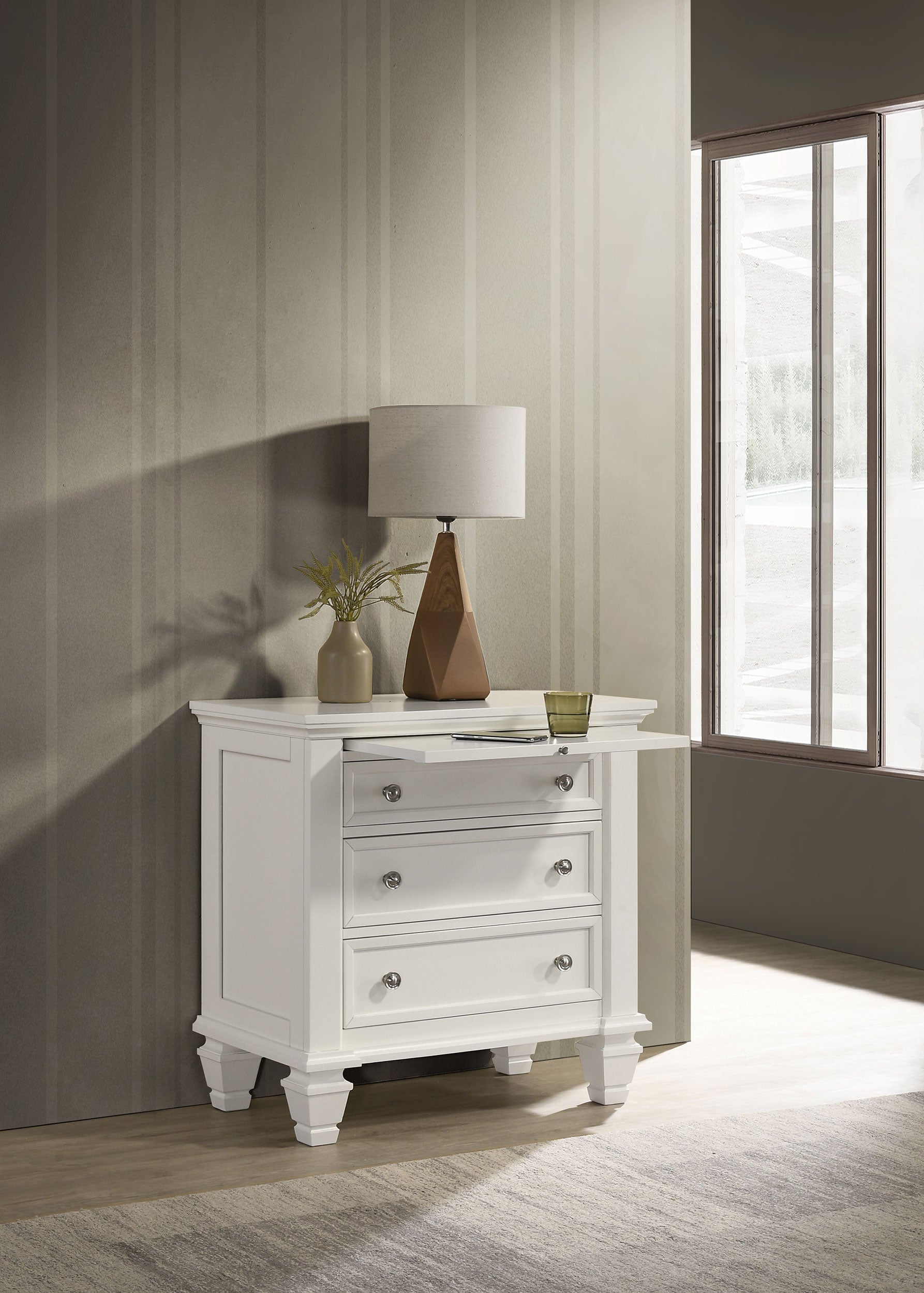 Sandy Beach 3-drawer Nightstand Black