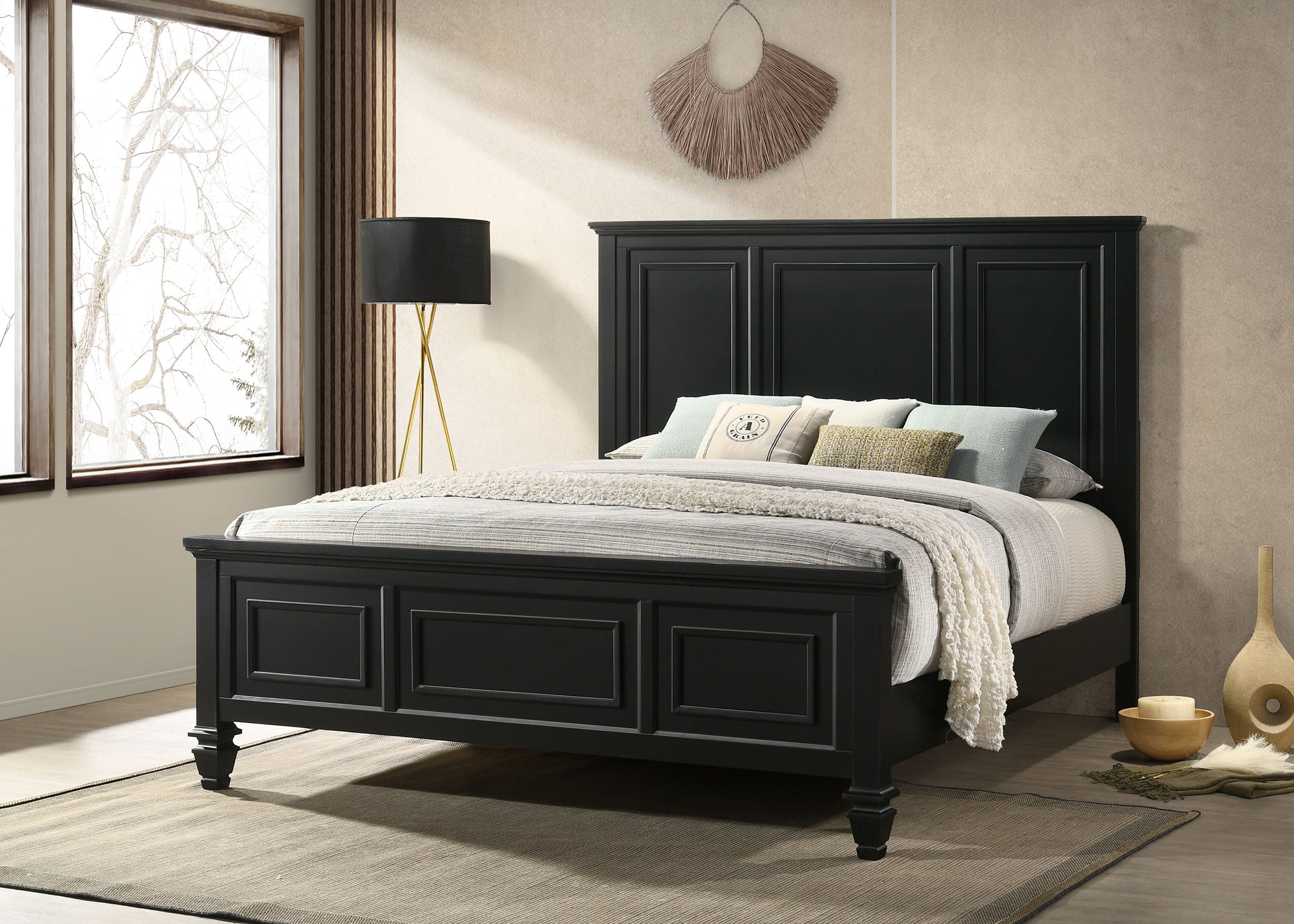 Sandy Beach 63-inch California King Panel Bed Cream White