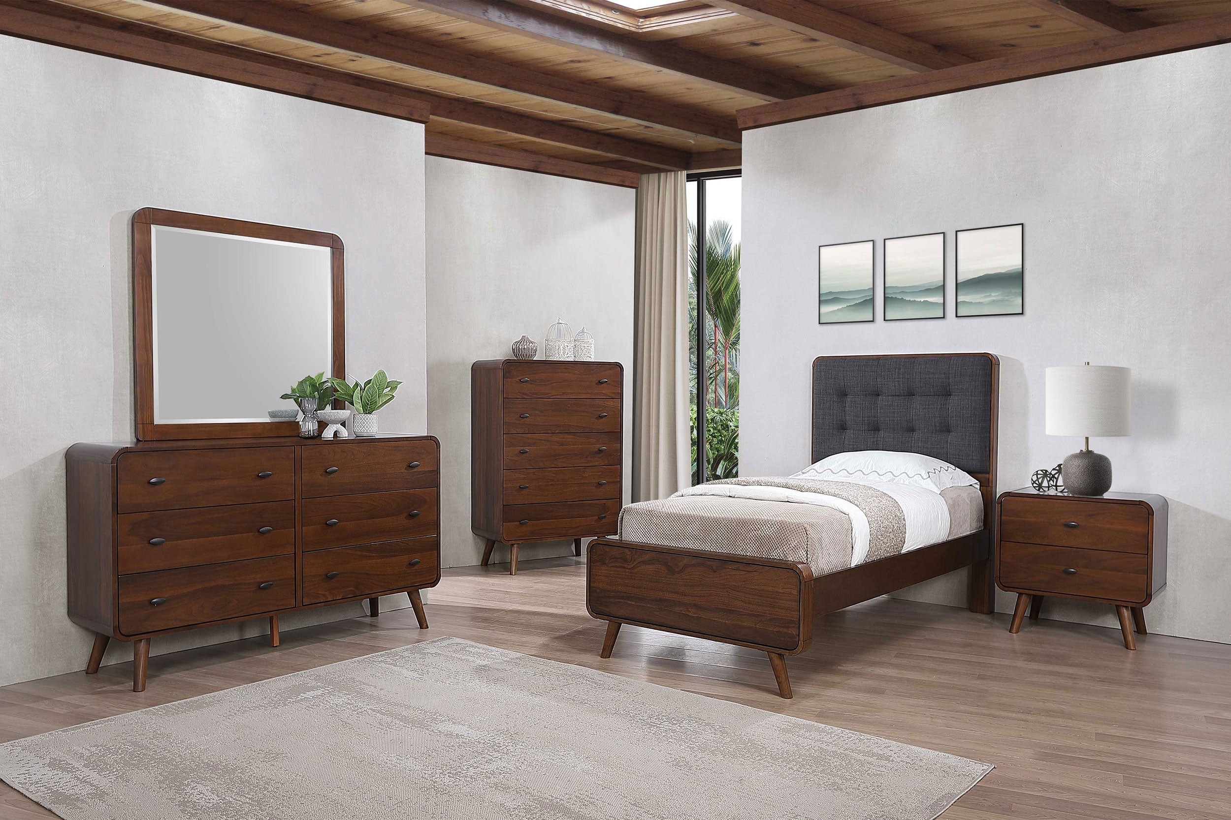 Robyn California King Bedroom Set Dark Walnut