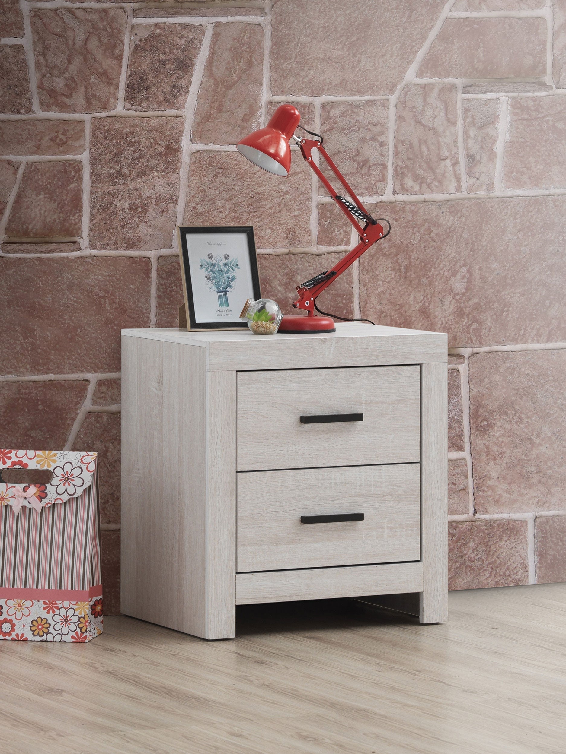 Brantford 2-drawer Nightstand Barrel Oak