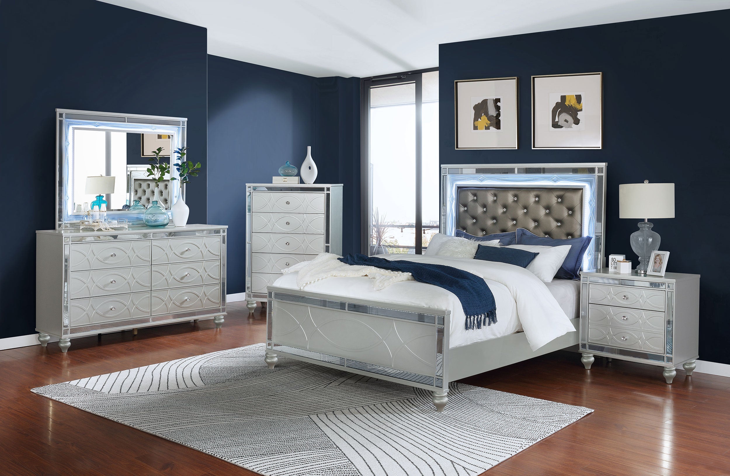 Gunnison California King Bedroom Set Silver Metallic