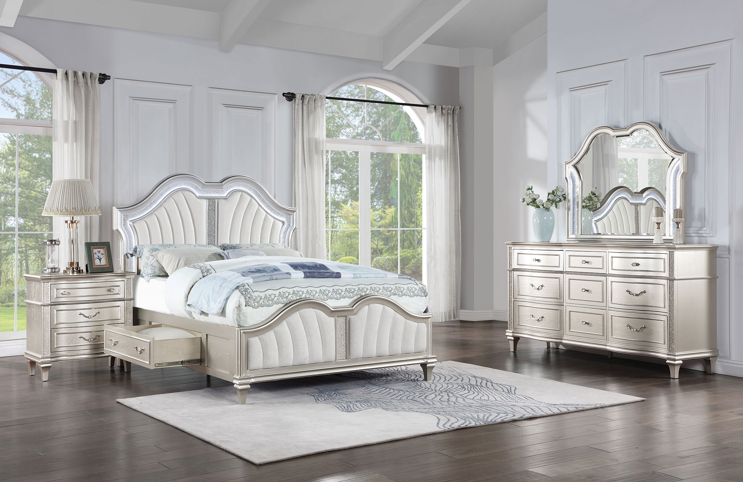 Evangeline California King Bedroom Set Silver Oak