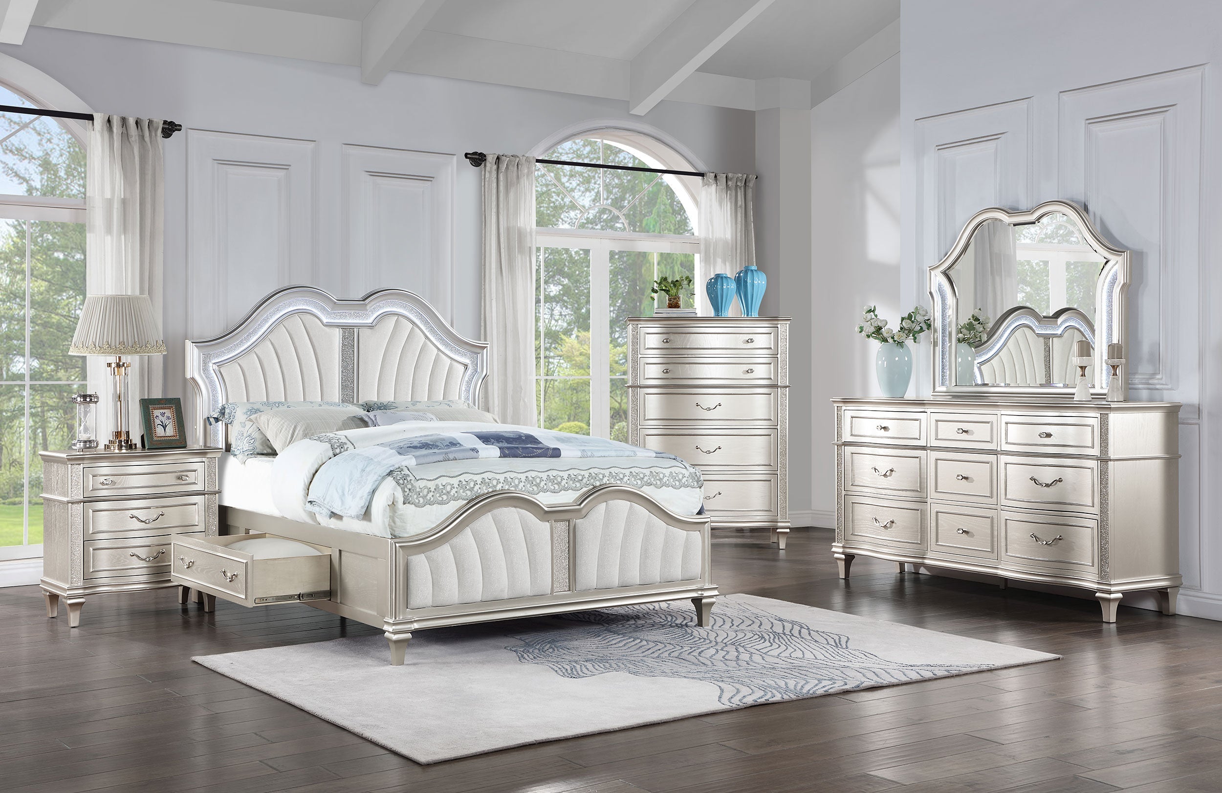 Evangeline California King Bedroom Set Silver Oak