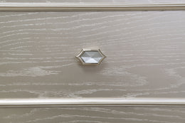 Evangeline 4-drawer Vanity Desk Makeup Table Silver Oak