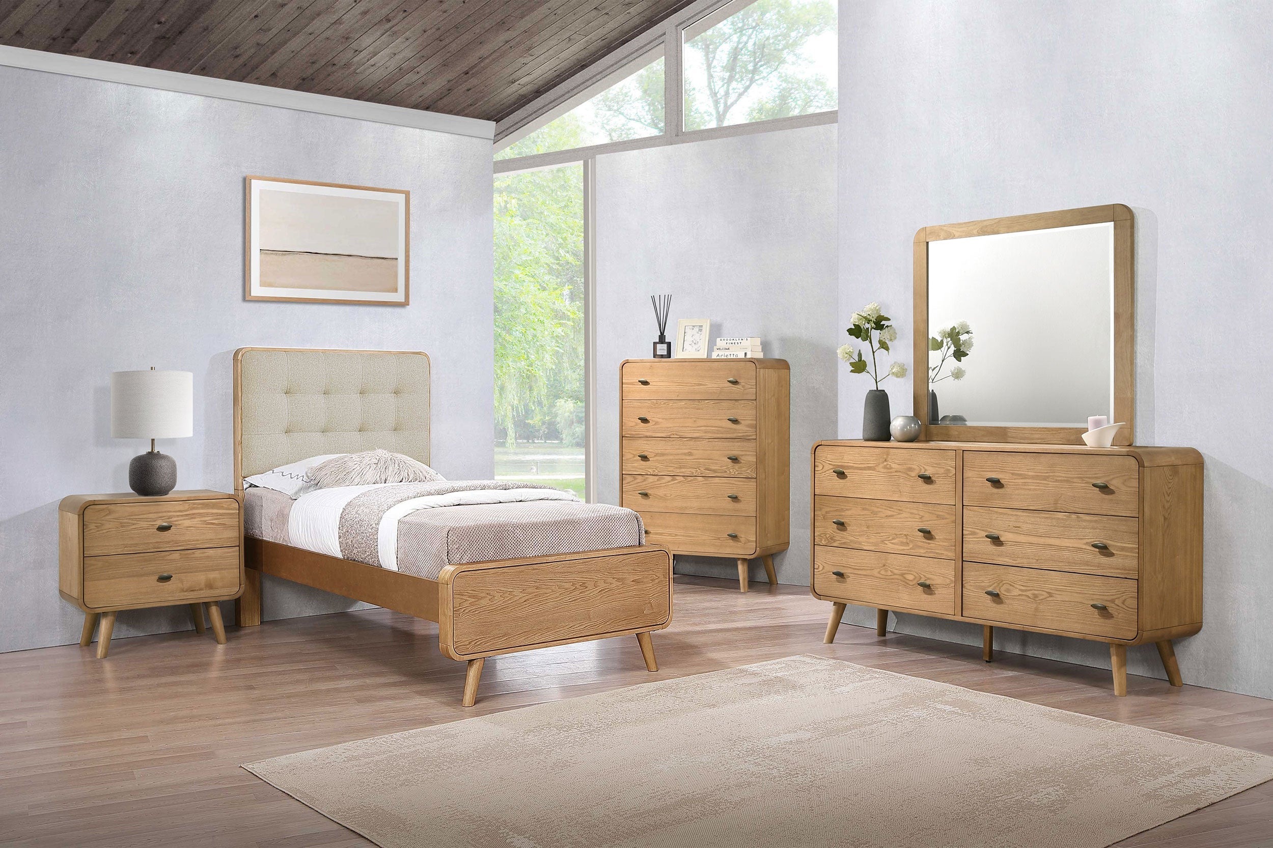Robyn California King Bedroom Set Dark Walnut