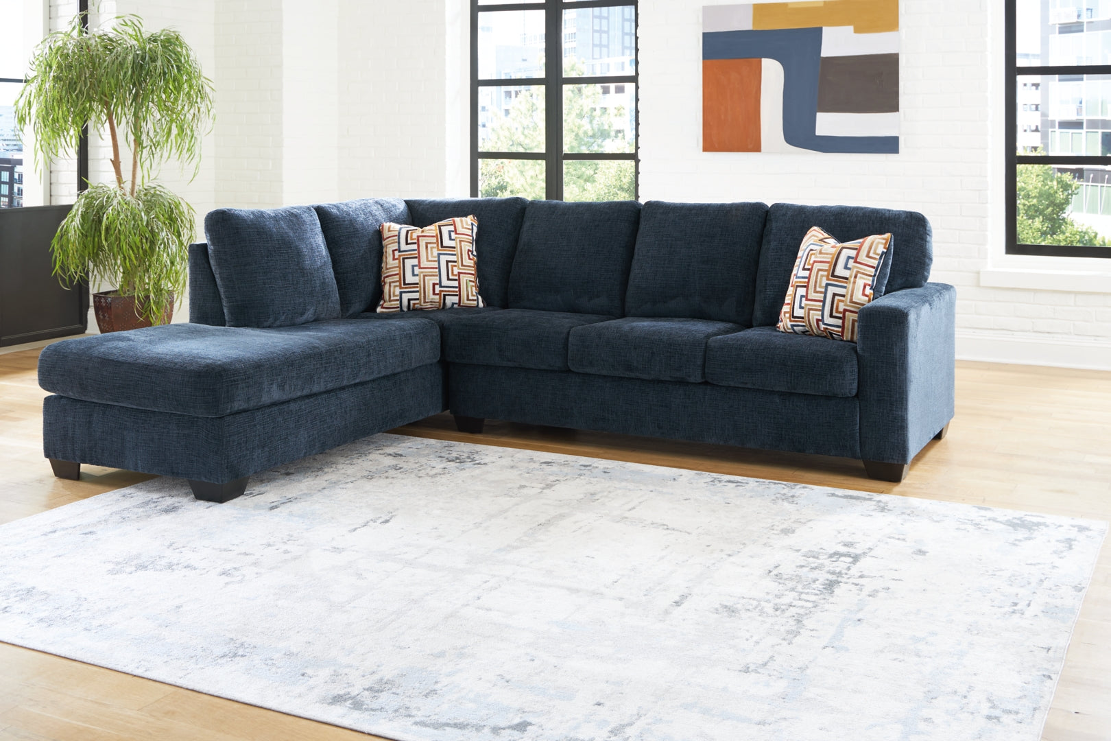 Aviemore Sectional with Chaise Living Room Set