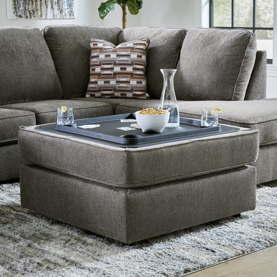 O'Phannon 2-Piece Sectional with Chaise / Ottoman