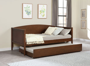 Bozeman Wood Daybed With Trundle Medium Walnut