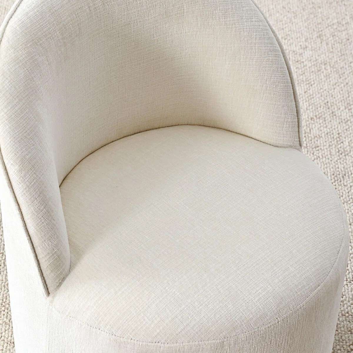 4 - Person Dining Table Sets With (Natural) Round Table & 4 Upholstered Fabric Chairs (Beige)