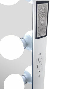 A-VM08 Emily (White)