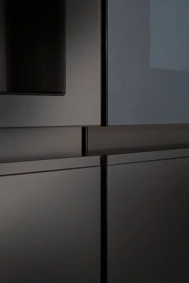 LG - 36-in Wide 27.1 Cu. Ft. Side-by-Side Smart Refrigerator with Craft Ice - Black Stainless Steel