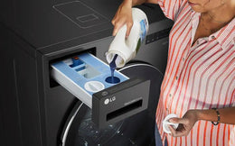 LG - 5.0 Cu. Ft. HE Smart Mega Capacity All-in-One Electric Washer/Dryer WashCombo with Steam and Ventless Inverter Heat Pump - Black Steel