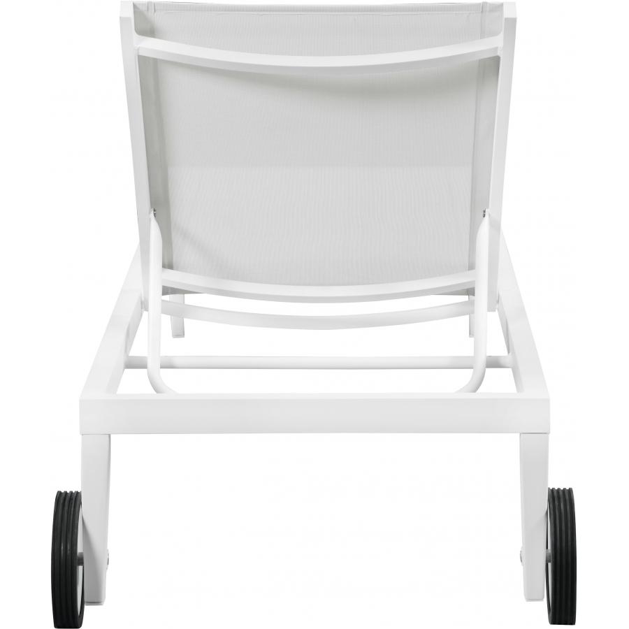 Meridian Nizuc White Mesh Water Resistant Fabric Outdoor Patio Aluminum Mesh Chaise Lounge Chair