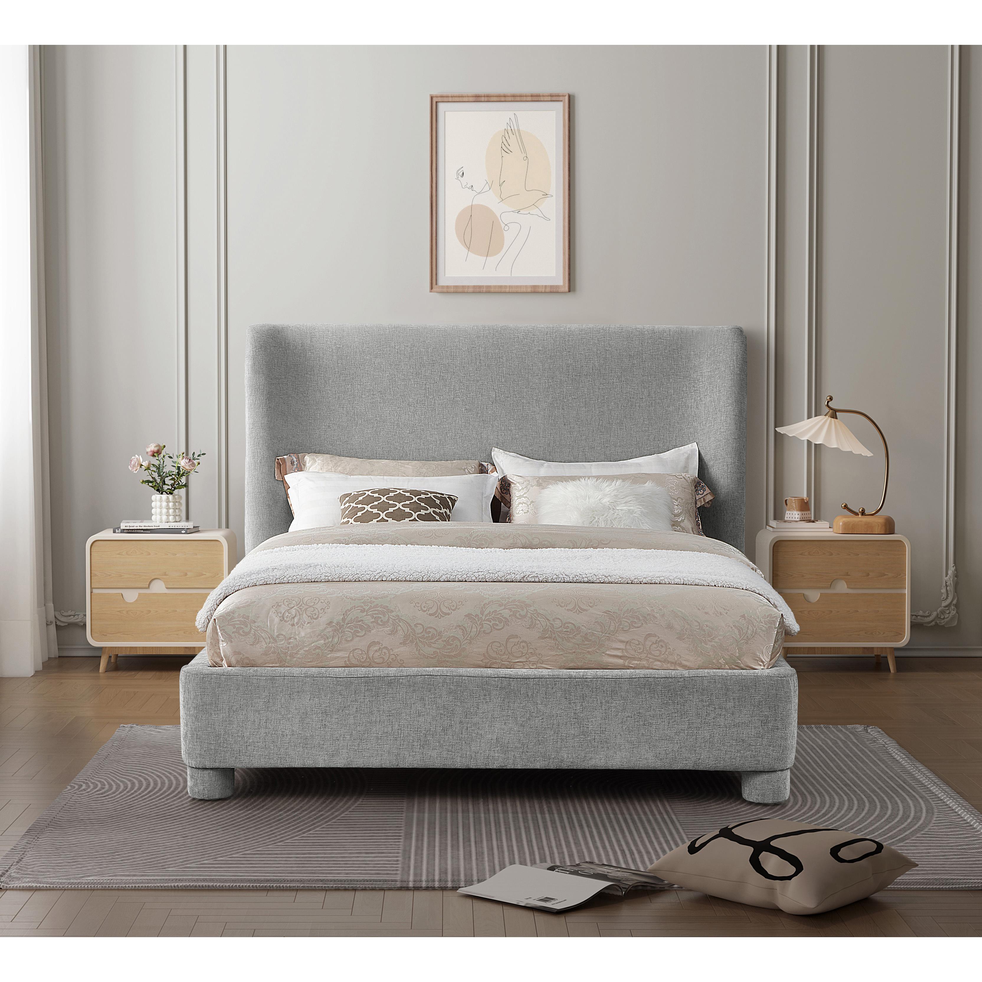Meridian Penny Light Grey Chenille Fabric Full Bed