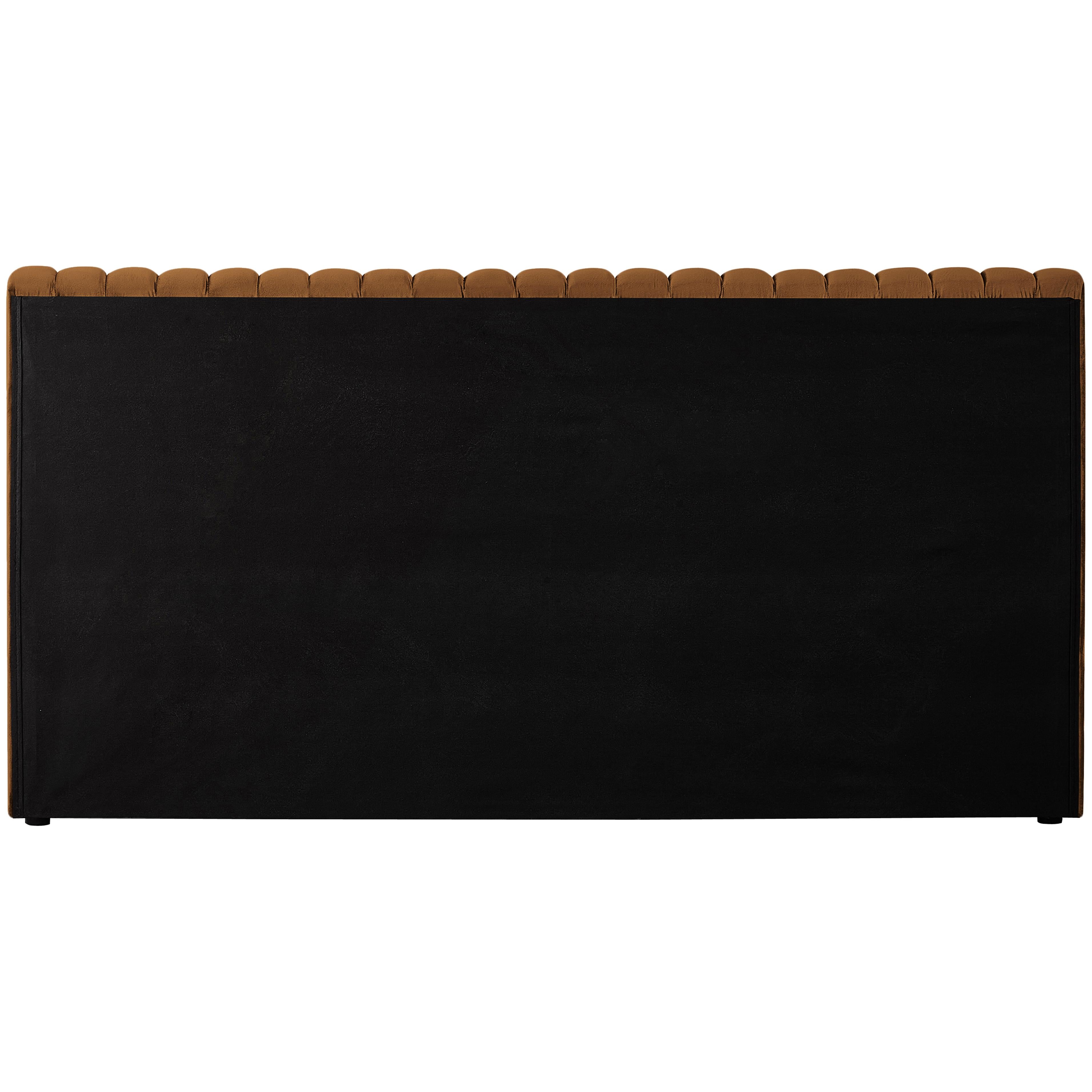 Meridian Nico Saddle Velvet Full Bed