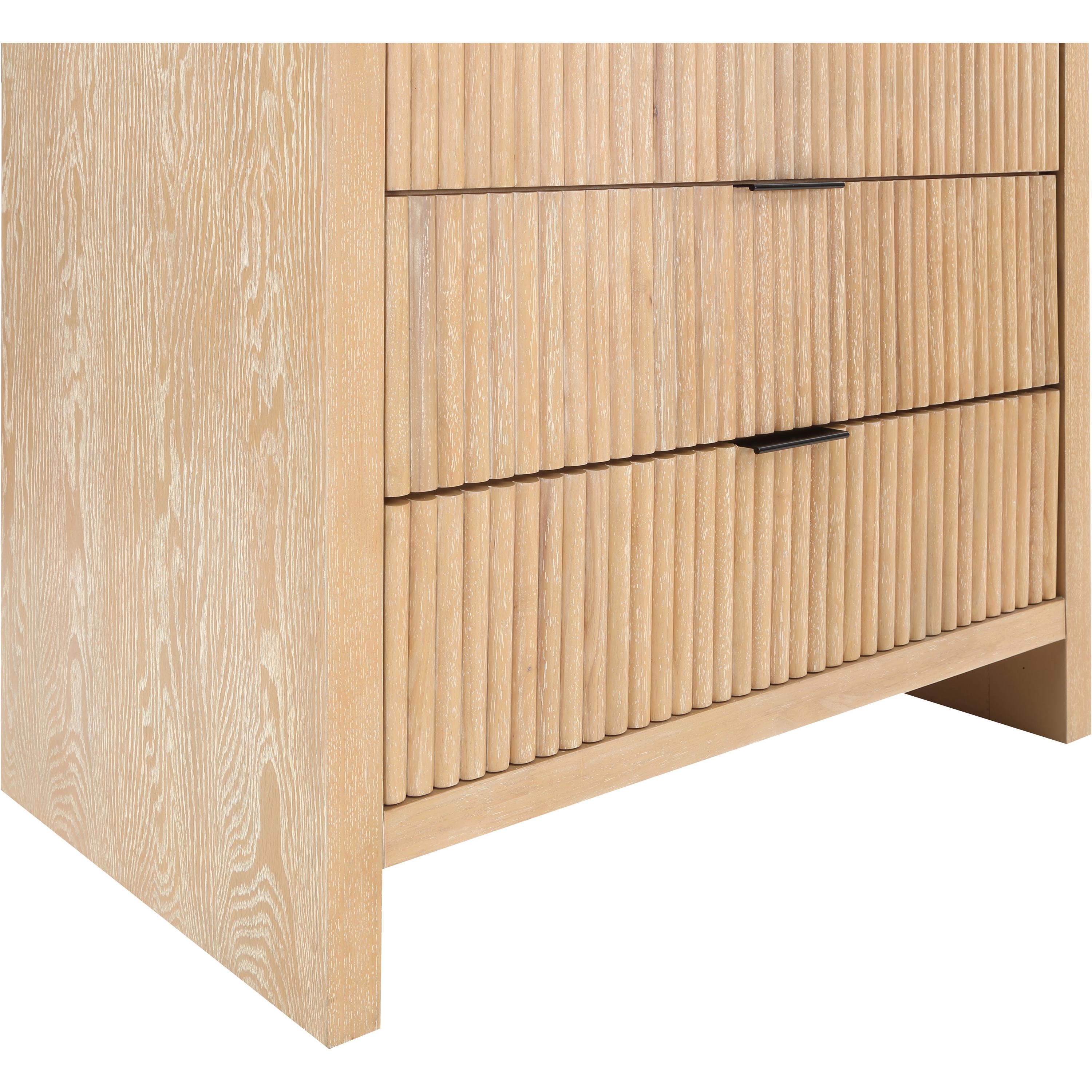 Meridian Fairfax Natural Chest