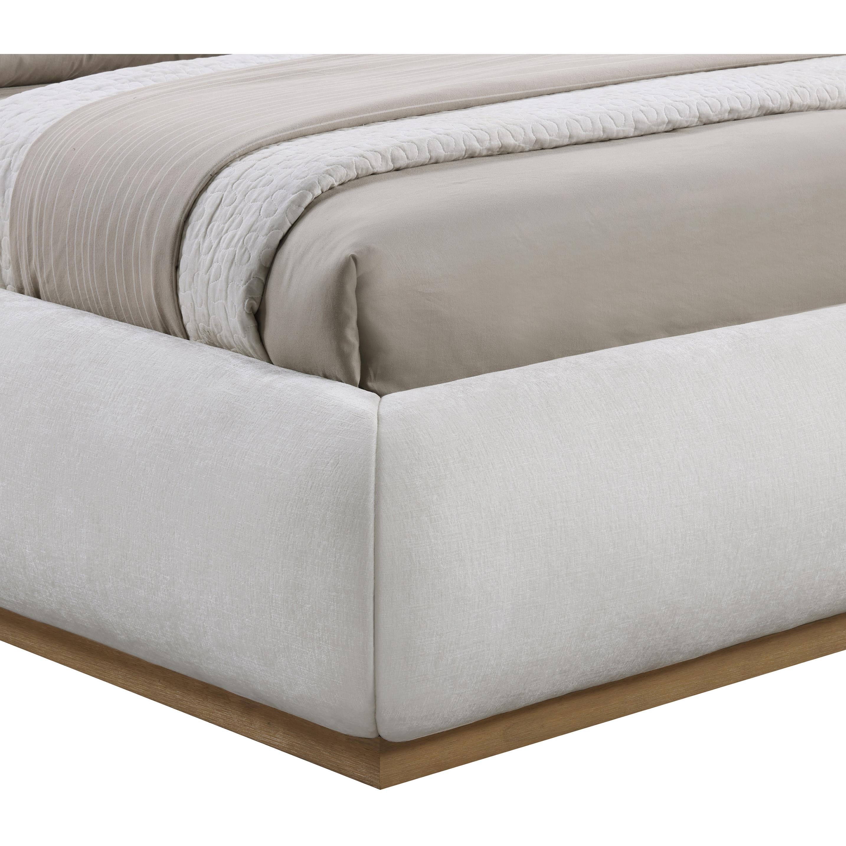 Meridian Vaughn Cream King Bed