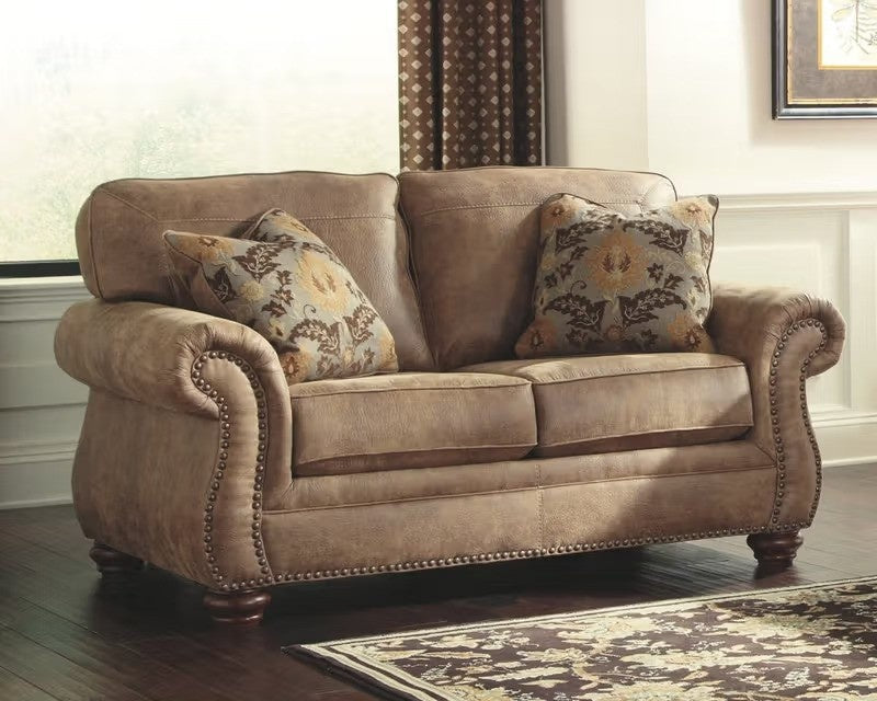 AS3190135 Larkinhurst (Loveseat Only)