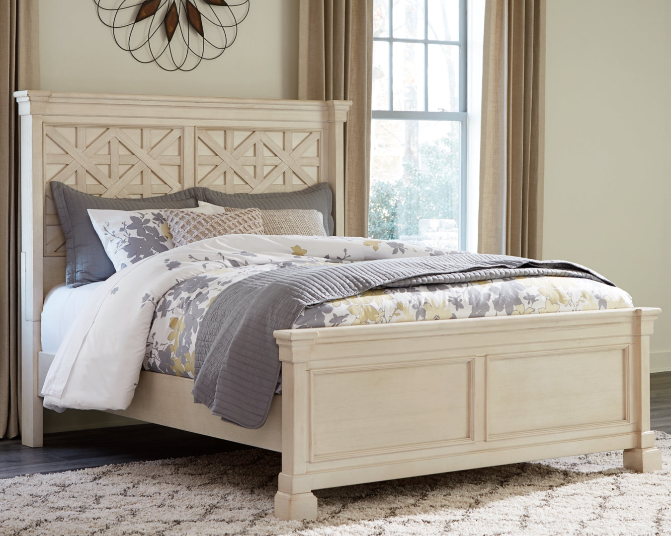 Bolanburg Panel Bed