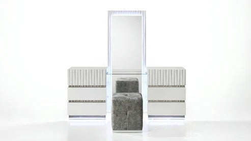 B32 Lisbon Vanity w/ Stool