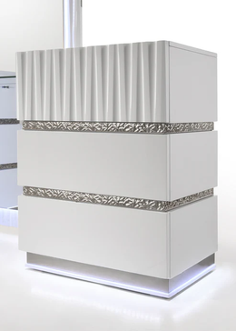 B32 Lisbon Vanity w/ Stool