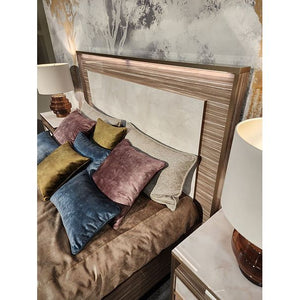 Luce Collection
