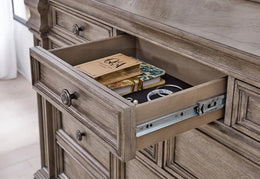 Ashley B916 5PC Bedroom Set King
