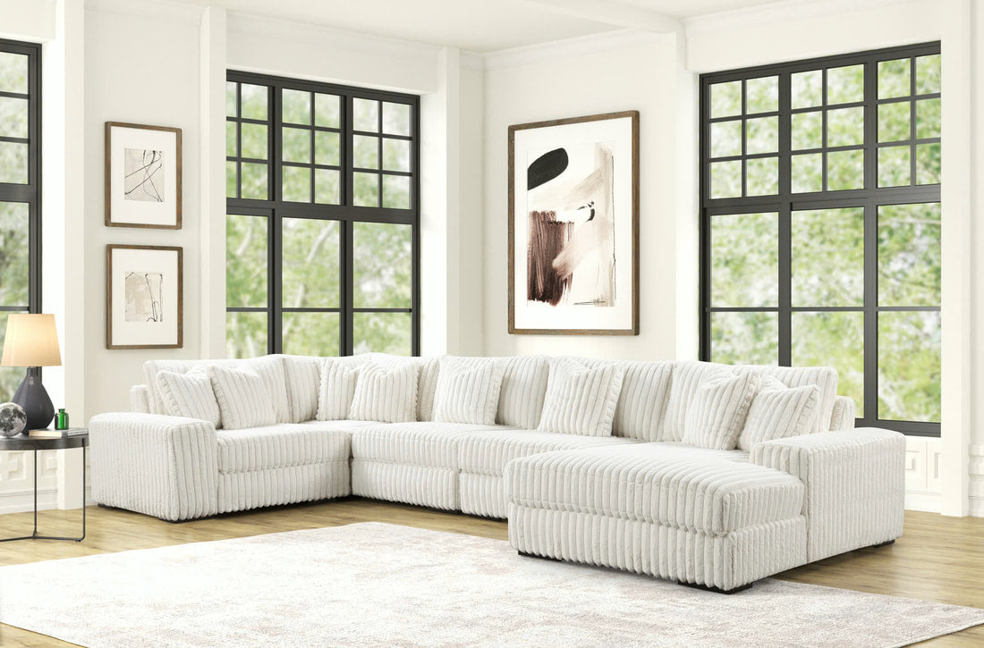 SEASONS2 5PC Oversized Sectional β FREE TV or Area Rug!