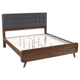 Robyn  California King Bedroom Set Dark Walnut