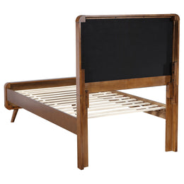 Robyn  California King Bedroom Set Dark Walnut
