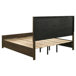 Woodmont  California King Bedroom Set Golden Brown