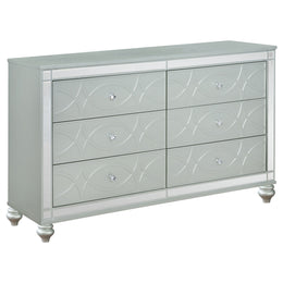 Gunnison  California King Bedroom Set Silver Metallic