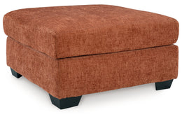 Aviemore Sectional with Chaise Living Room Set