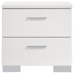 Jeremaine  California King Bedroom Set White