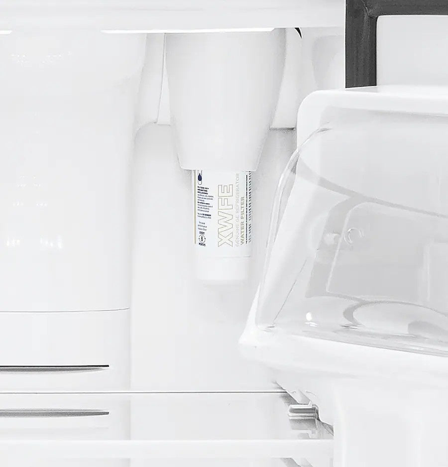 GE - 36 in. Wide 25.3 Cu. Ft. Side-by-Side Refrigerator with External Ice & Water Dispenser - Stainless Steel