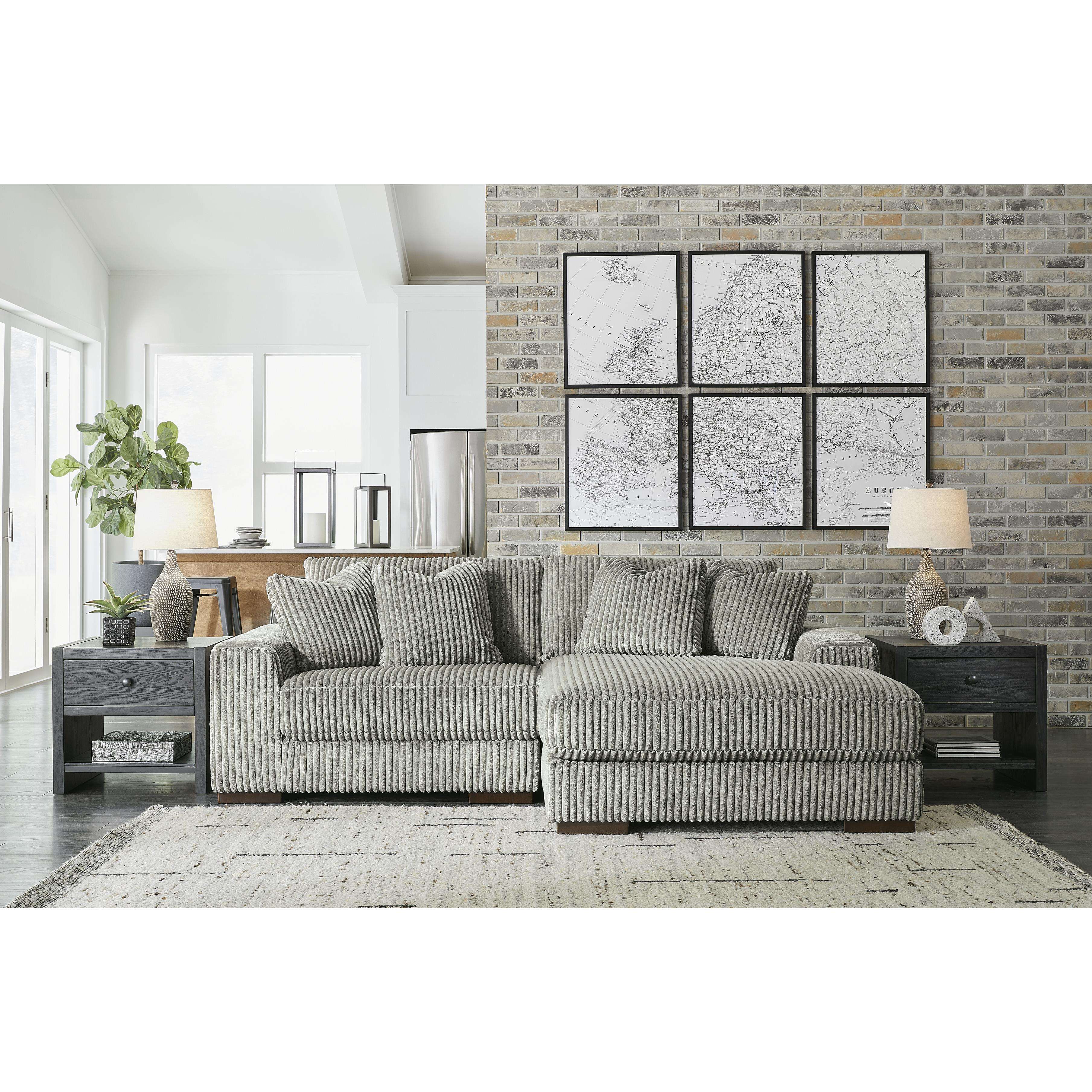 Swipe Furniture Exclusive Design Lindyn Fabric 2 pc Sectional 2110564/2110517