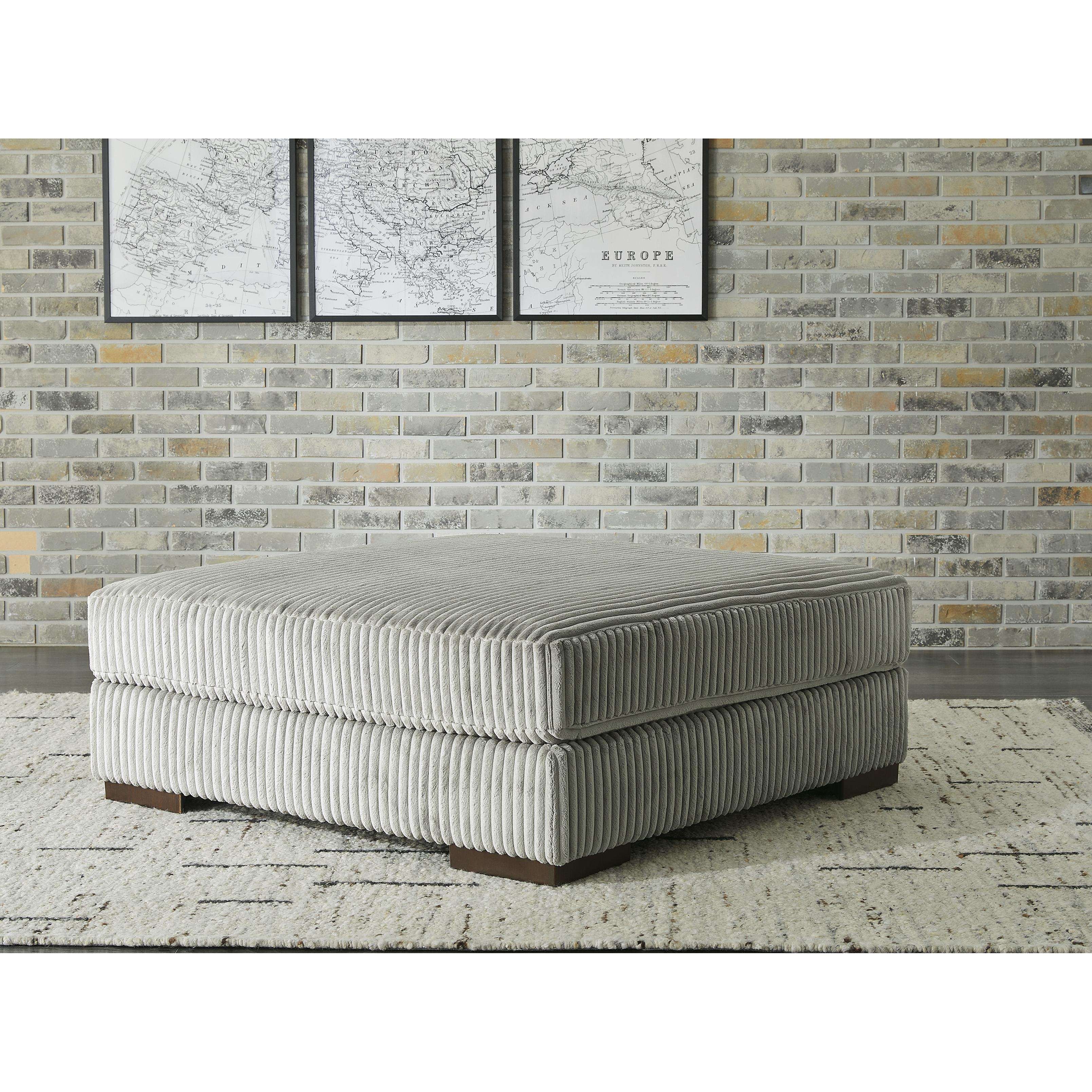 Diamond Modern Furniture Exclusive Design Lindyn Fabric Ottoman 2110508