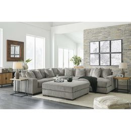 Diamond Modern Furniture Exclusive Design Lindyn Fabric Ottoman 2110508