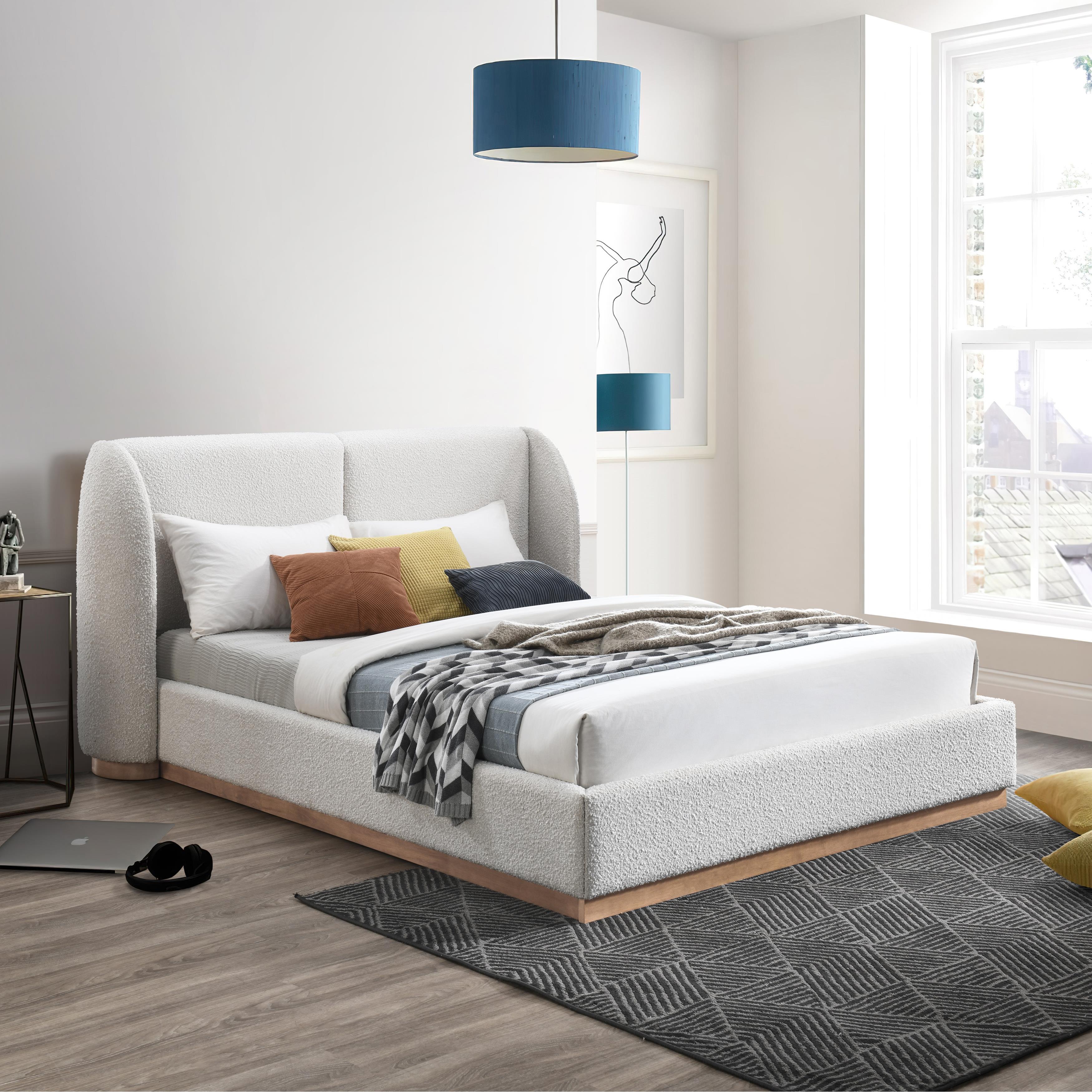 Meridian Jardin Cream Boucle Fabric Full Bed (3 Boxes)