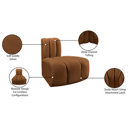 Meridian Arc Saddle Velvet Reverse Corner