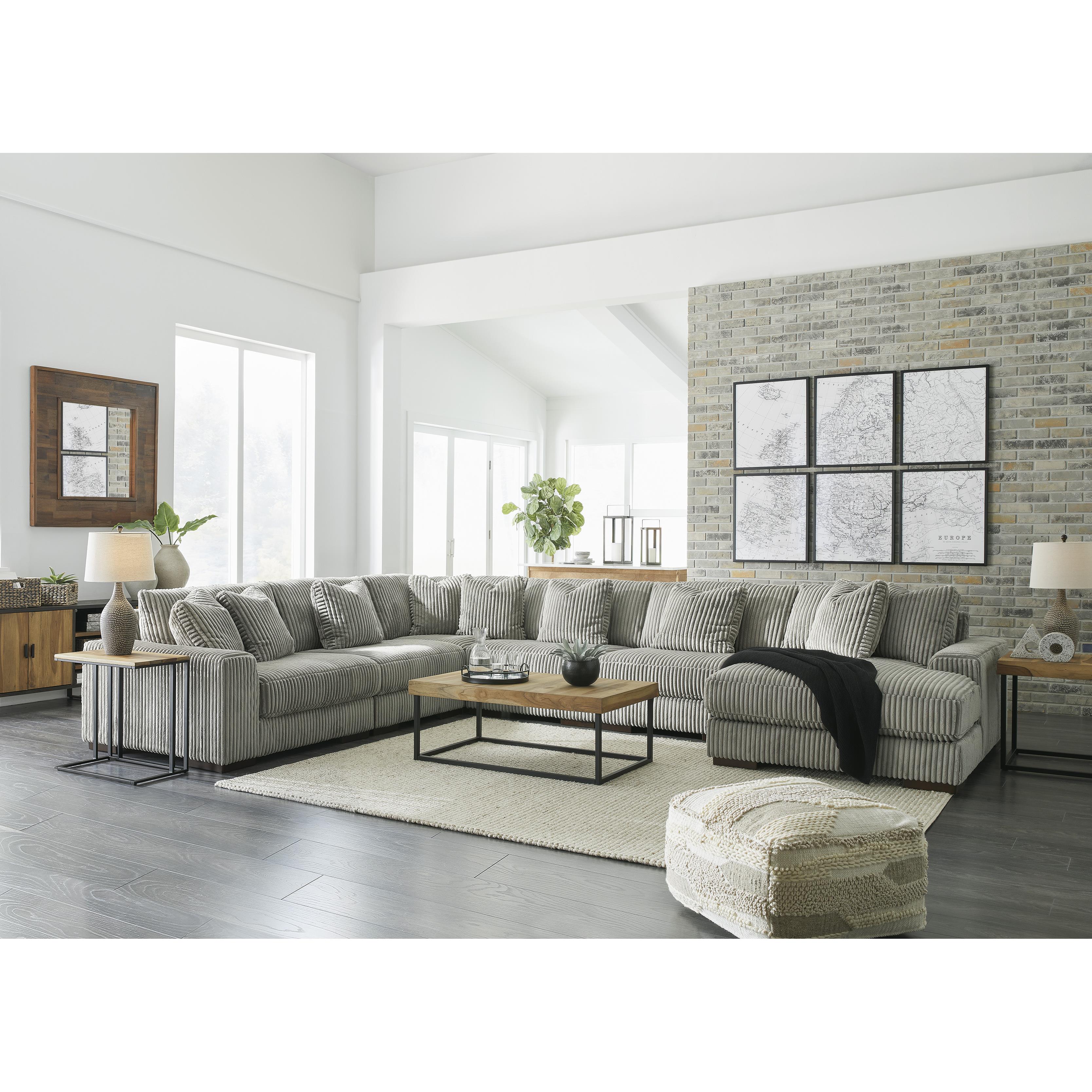 Diamond Modern Furniture Exclusive Design Lindyn Fabric 6 pc Sectional 2110564/2110546/2110577/2110546/2110546/2110517