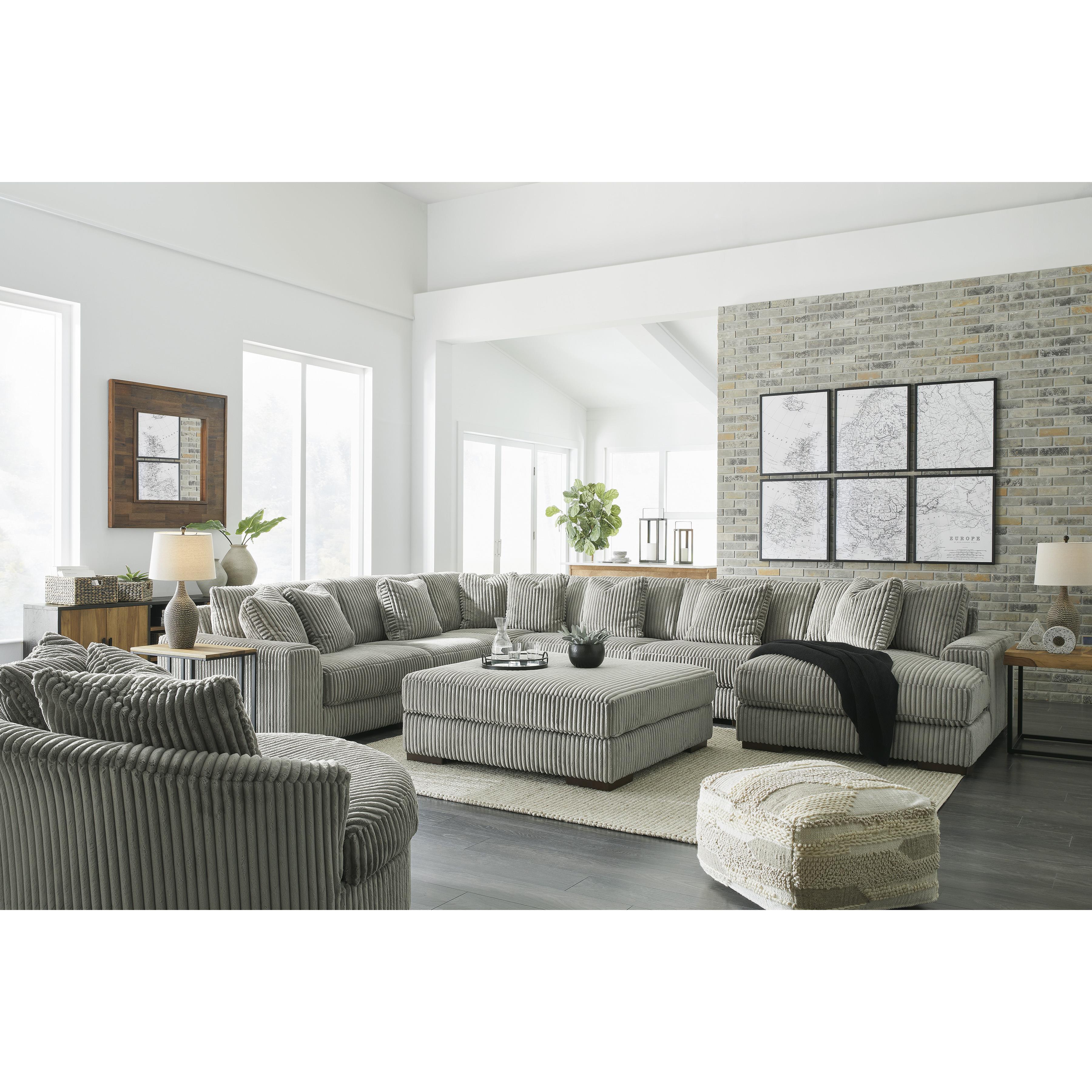 Diamond Modern Furniture Exclusive Design Lindyn Fabric 6 pc Sectional 2110564/2110546/2110577/2110546/2110546/2110517