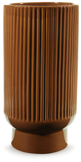 Avalyah Vase (2/CS)