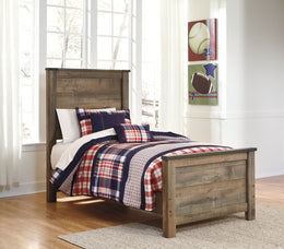 Trinell Poster Bed
