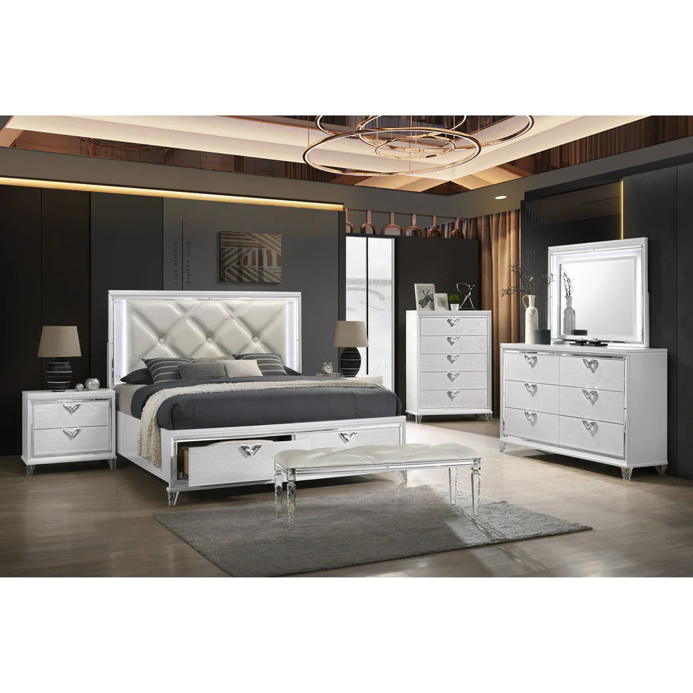 B6100 Layla
